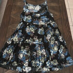 American Eagle Women’s Floral Lightweight Mini Dress - Size Small